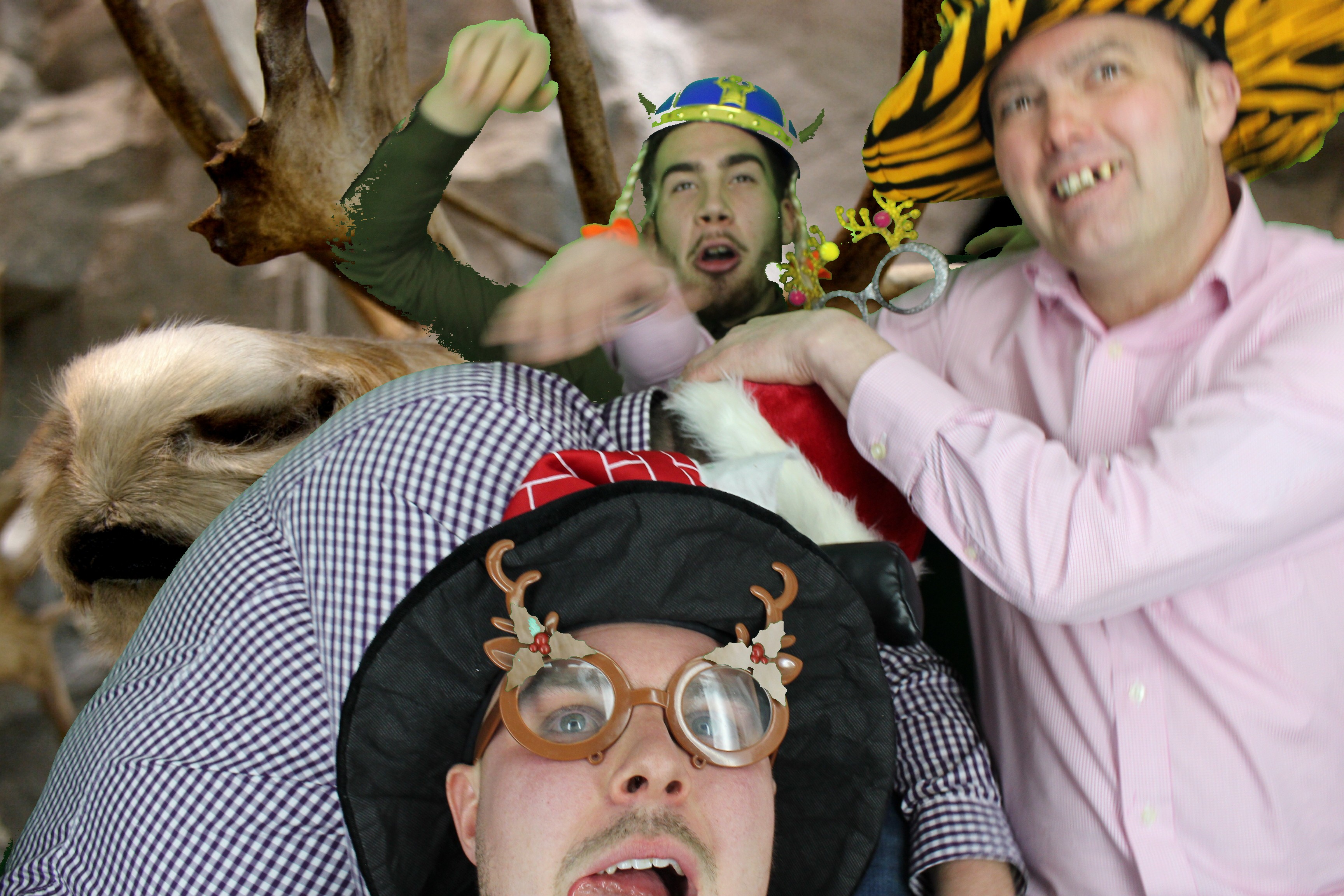 Aster Christmas Party  | View more photos from the event at gallery.myphotoboothexperience.co.uk/u/MyPhotoBoothExperienceLtd/Aster-Christmas-Party
